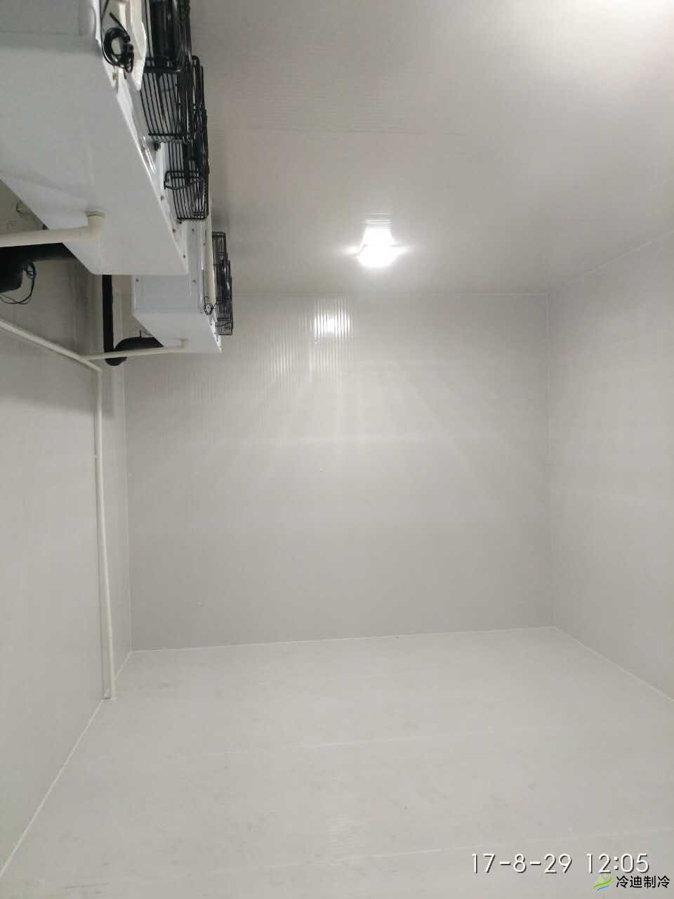 小型醫(yī)藥冷庫工程案例-上海嘉洲實業(yè)(圖3) 小型醫(yī)藥冷庫工程案例-上海嘉洲實業(yè)(圖3)