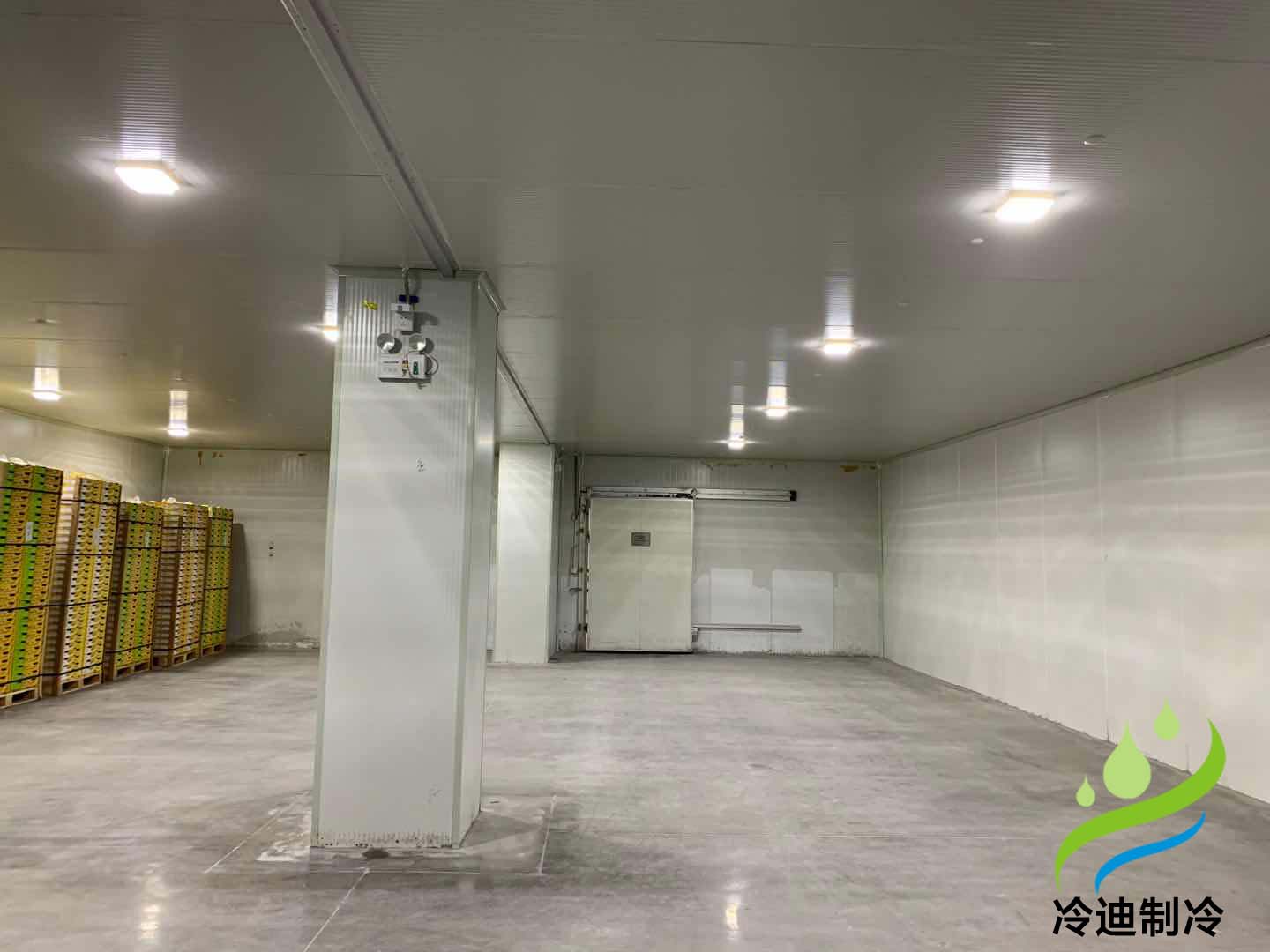 上海天天果園7320m3大型食品電商冷庫工程及舊庫(圖2) 上海天天果園7320m3大型食品電商冷庫工程及舊庫檢修項(xiàng)目