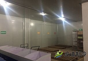 陰涼庫采用布袋風管送風時的優(yōu)勢有哪些(圖1) 陰涼庫