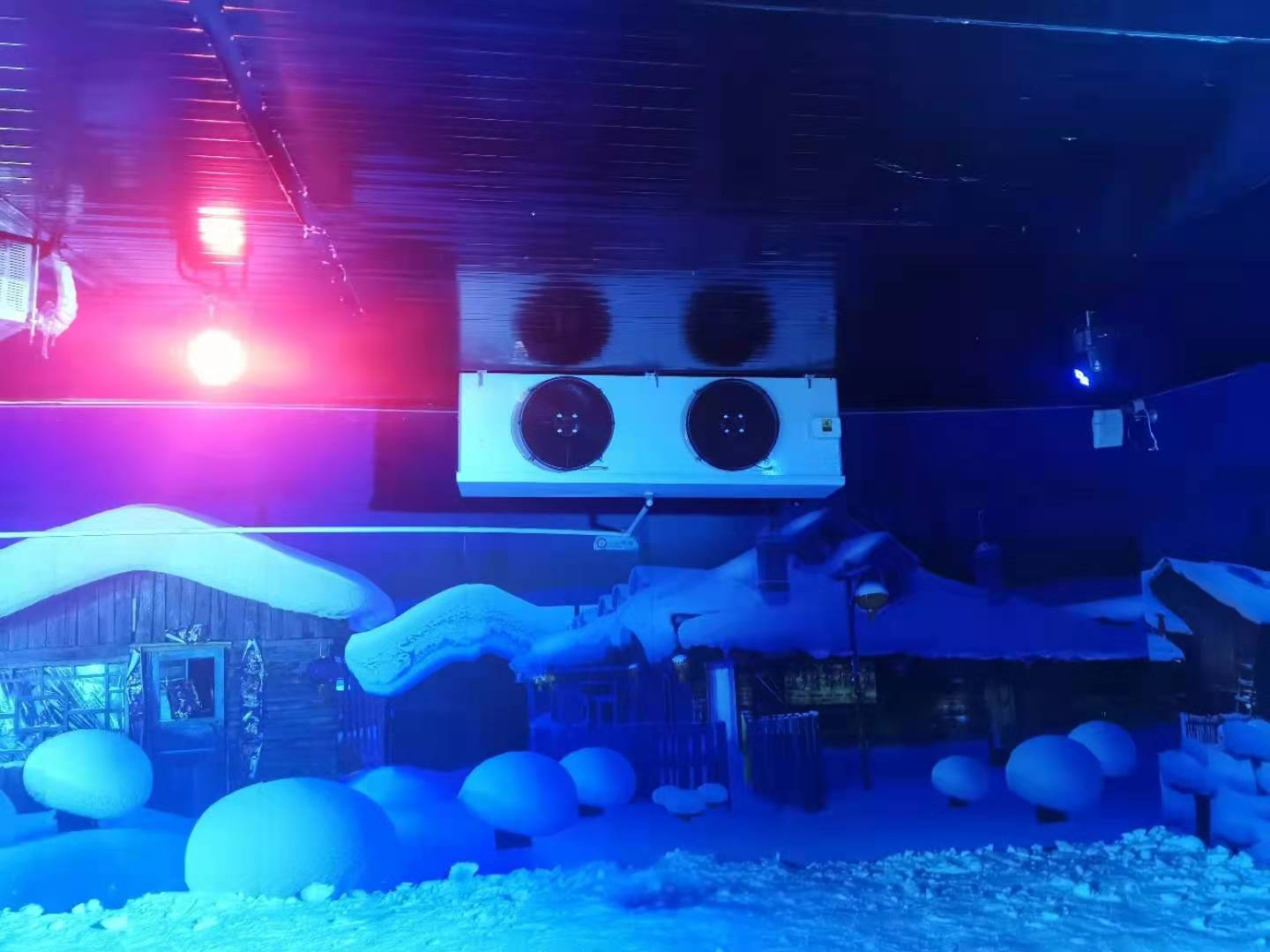 滑雪場(chǎng)，室內(nèi)冰雪世界冷庫歡樂谷建造